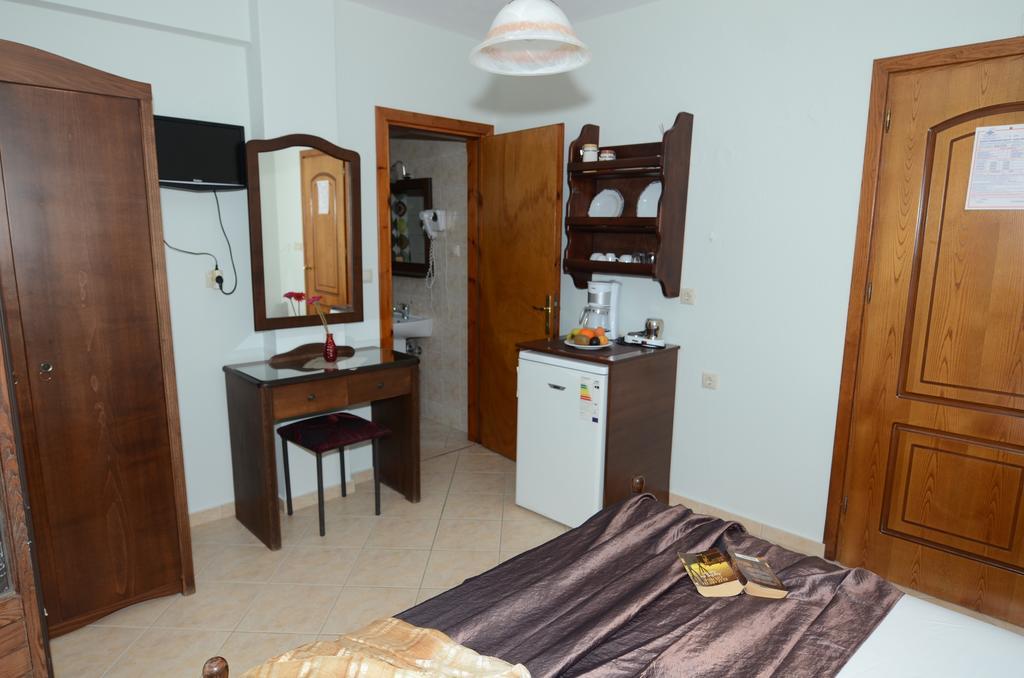 Nostos Rooms Amoliani Bagian luar foto