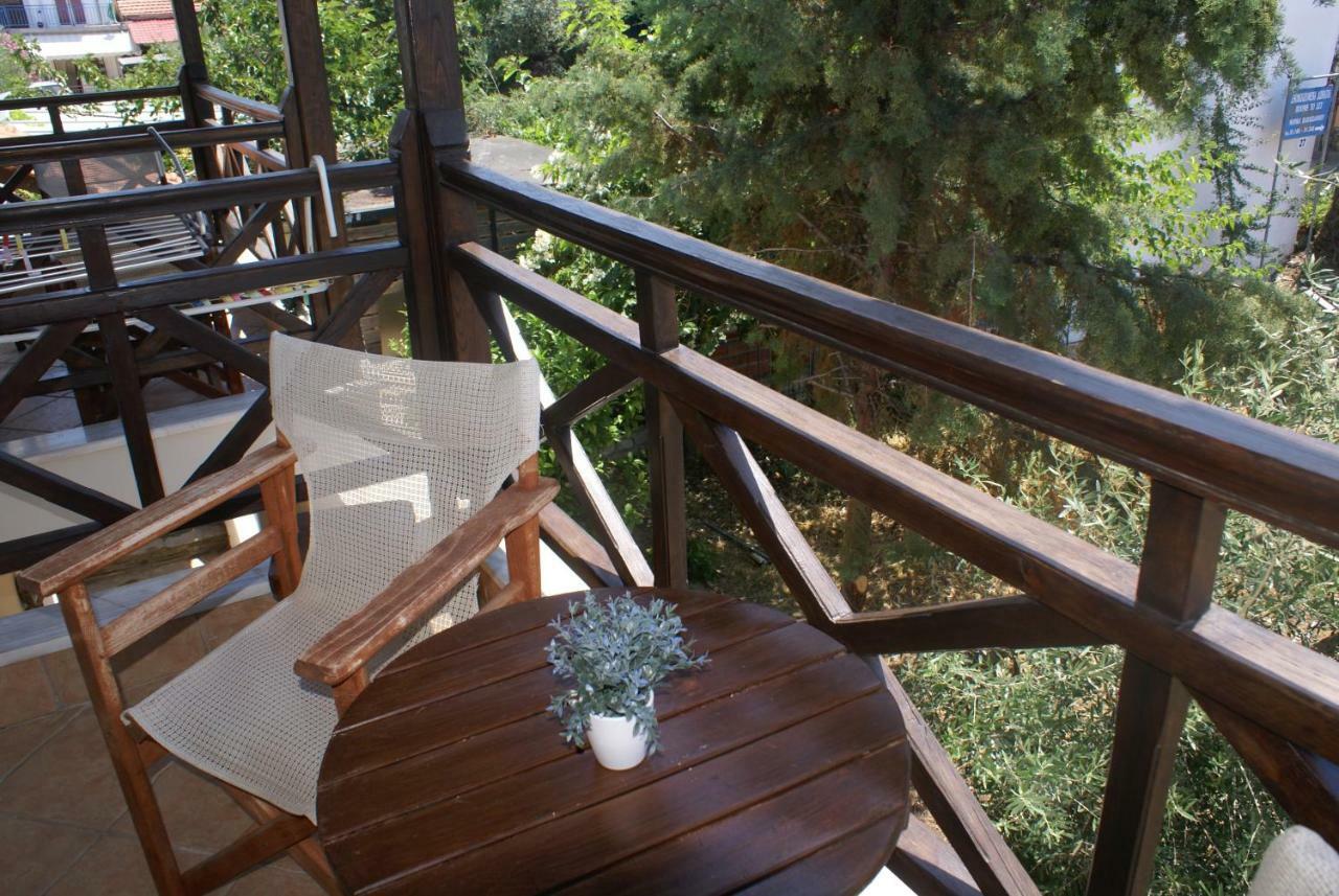 Nostos Rooms Amoliani Bagian luar foto